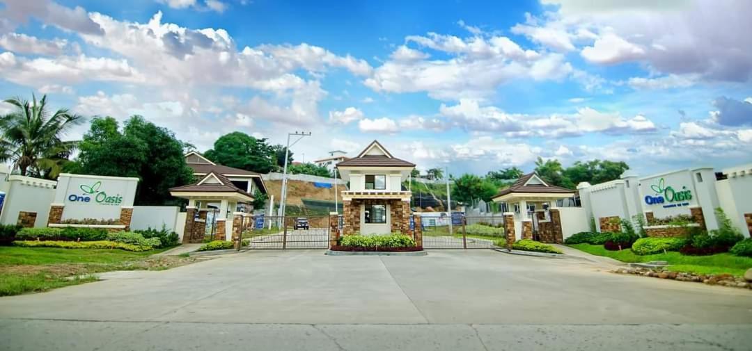One Oasis By Paseo De Corazon Residence Cagayan de Oro Esterno foto